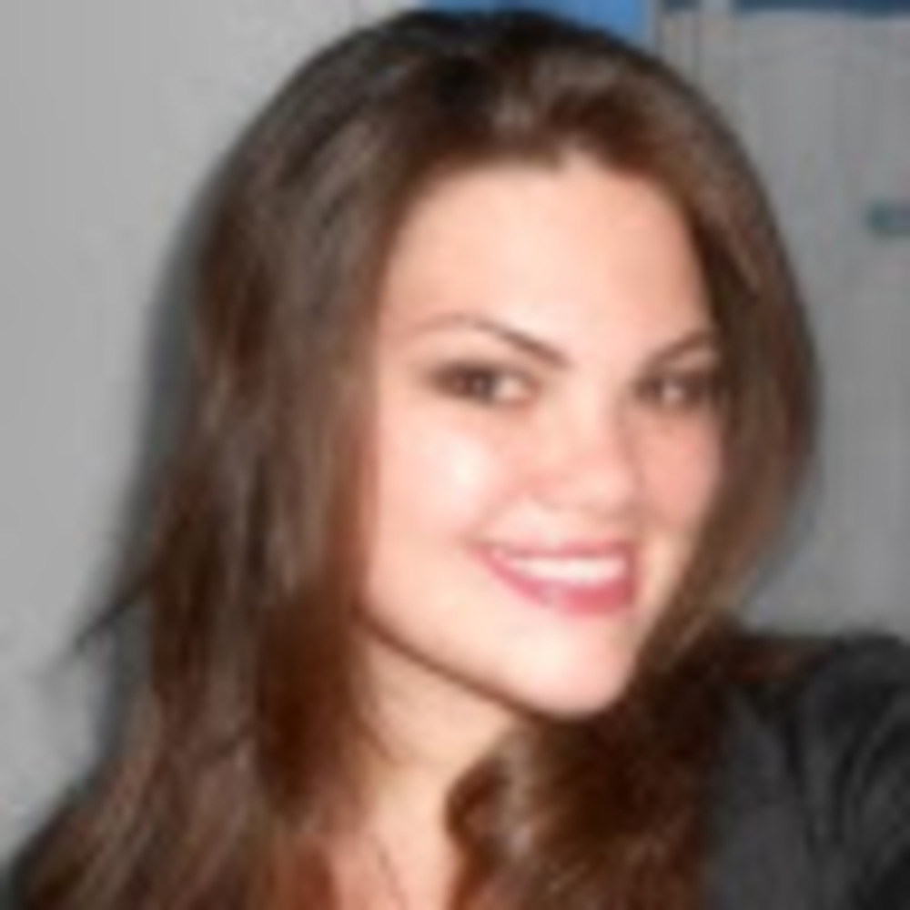 Meet your Posher, Caitlin